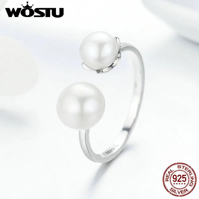 {{ product.title }} β Elegant {{ product.type }} crafted from {{ product.material }} by {{ product.vendor }}