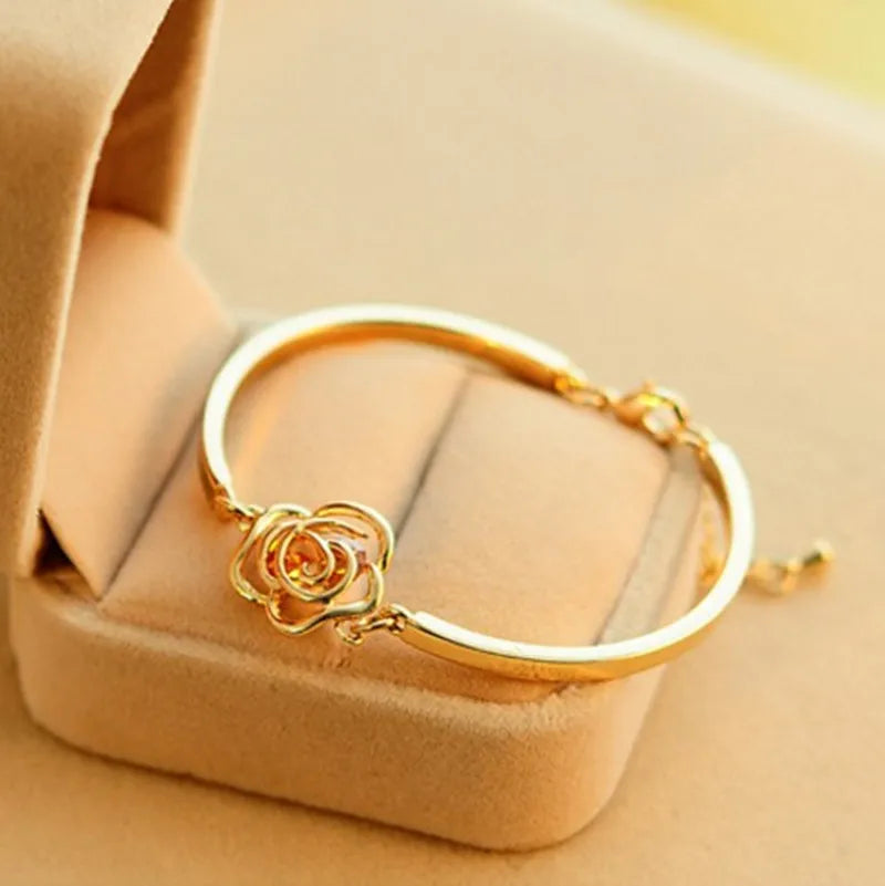 Elegant Rose Gold Flower Bracelet