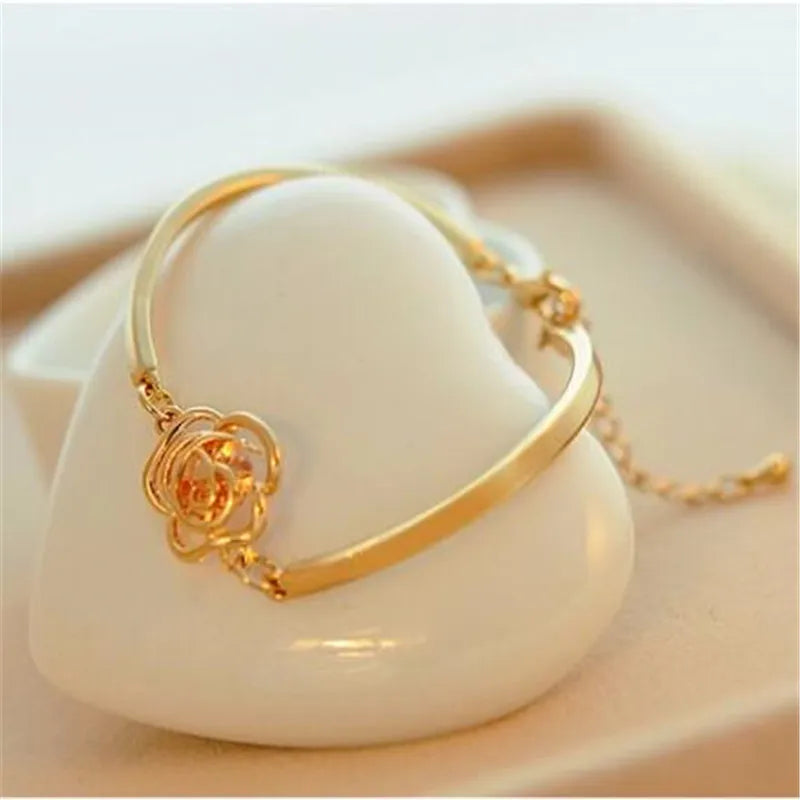 Elegant Rose Gold Flower Bracelet