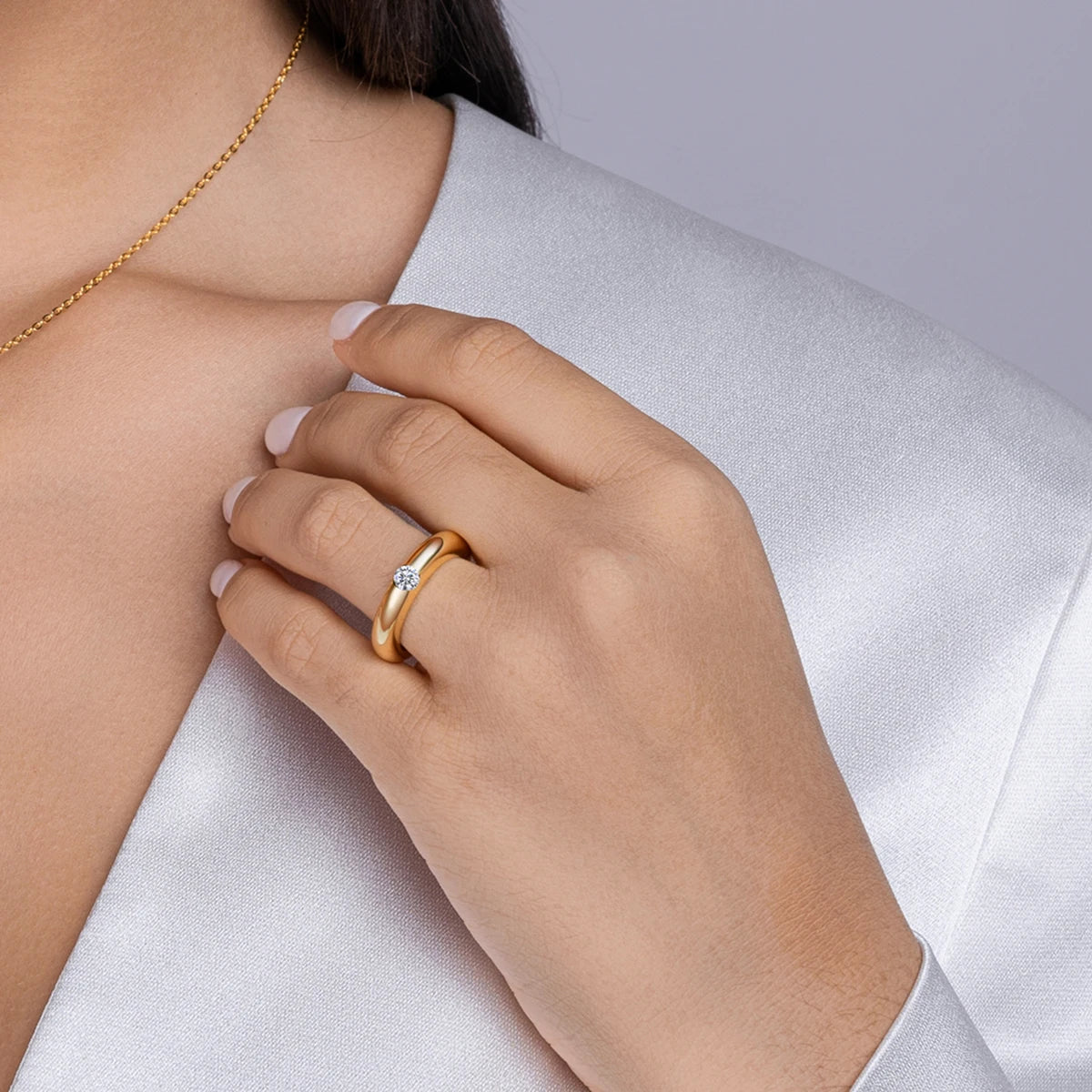 {{ product.title }} β Elegant {{ product.type }} crafted from {{ product.material }} by {{ product.vendor }}