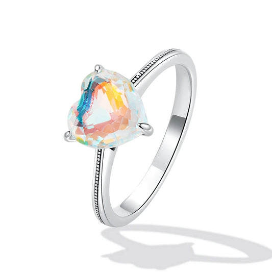 Luxury Sterling Silver Wedding Engagement Ring with heart-shaped zircon centerpiece.