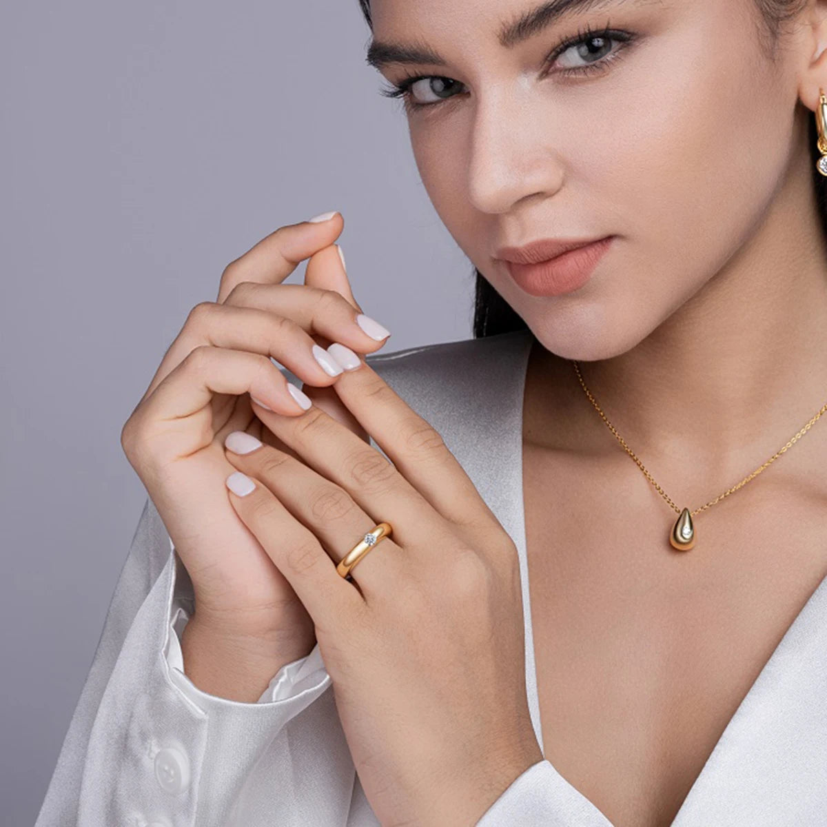 {{ product.title }} – Elegant {{ product.type }} crafted from {{ product.material }} by {{ product.vendor }}